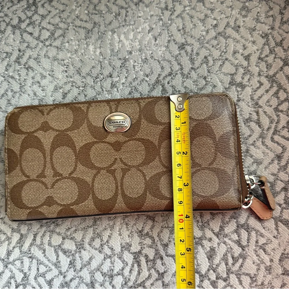 Coach Brown and Cream Zip Wallet - Picture 6 of 6